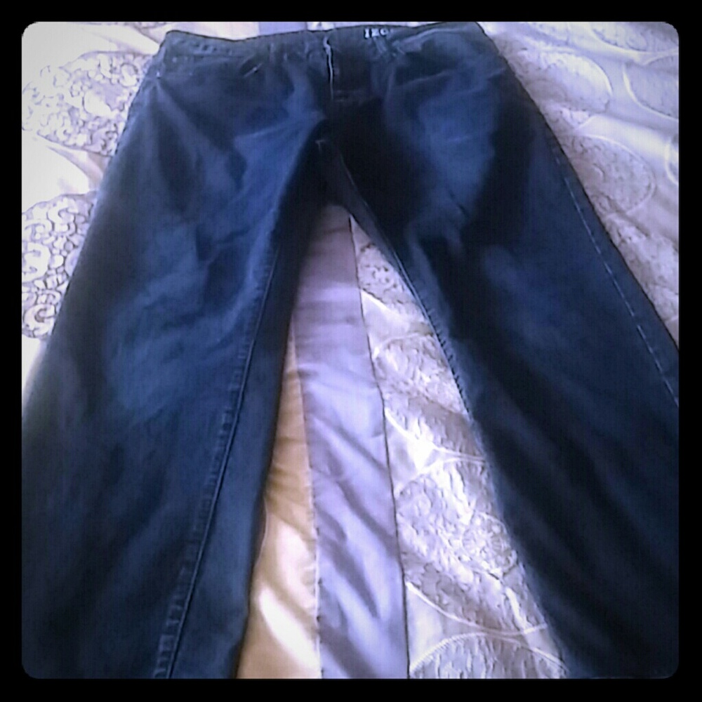 IZOD COMFORT STRETCH JEANS